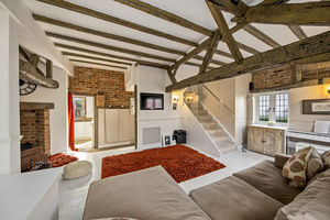 Reception Room- click for photo gallery